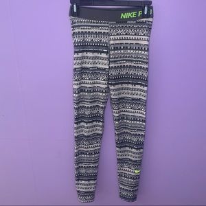 3/$20 Sale! Nike Pro Dri Fit Gray Abstract Stripe Print Full Length Legging